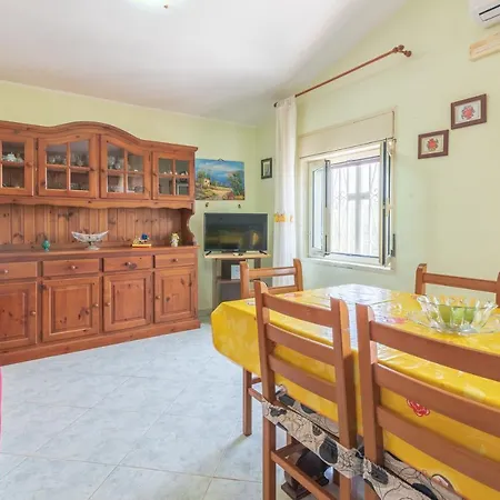 Claudio Apartment Syracuse